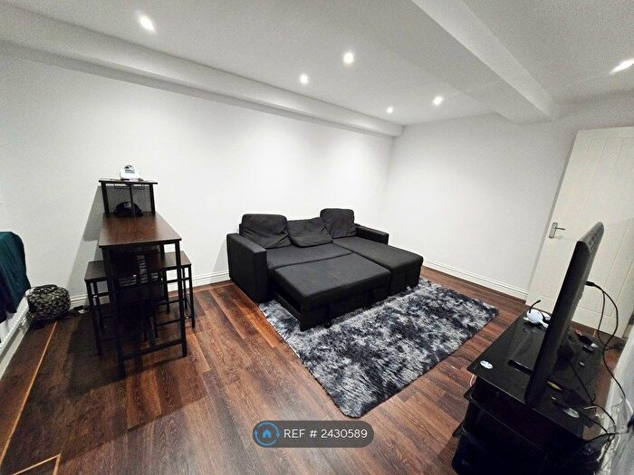 1 Bedroom Flat To Rent In Connaught Towers, Thornton Heath, CR7