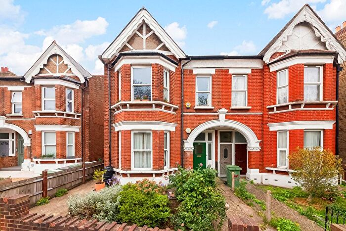 2 Bedroom Property For Sale In Brockley Rise, Forest Hill, London, SE23