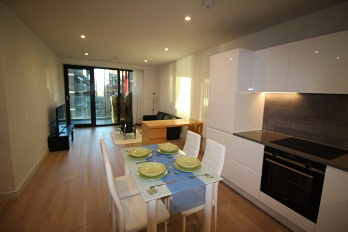 1 Bedroom Flat To Rent In Bonnet Street, London, E16