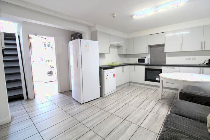 6 Bedroom Terraced House To Rent In Upper Lewes Road, Brighton, BN2