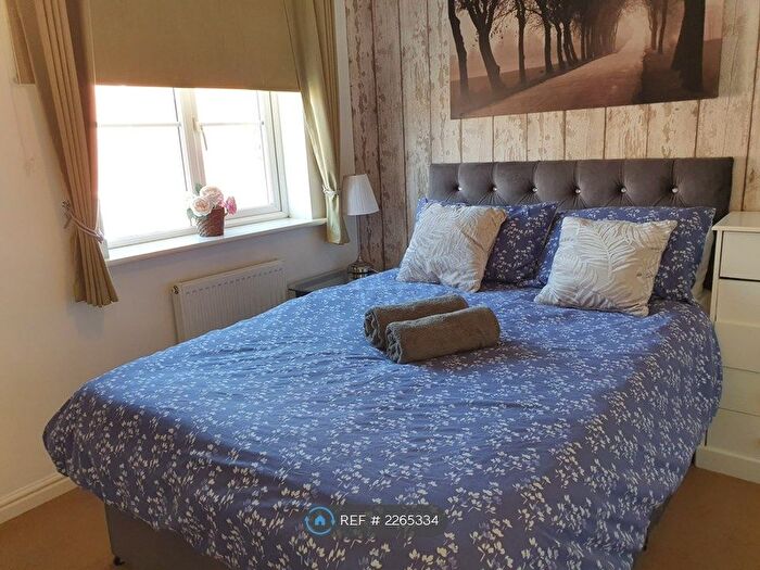 3 Bedroom Detached House To Rent In Larkspur Grove, Bedworth, CV12