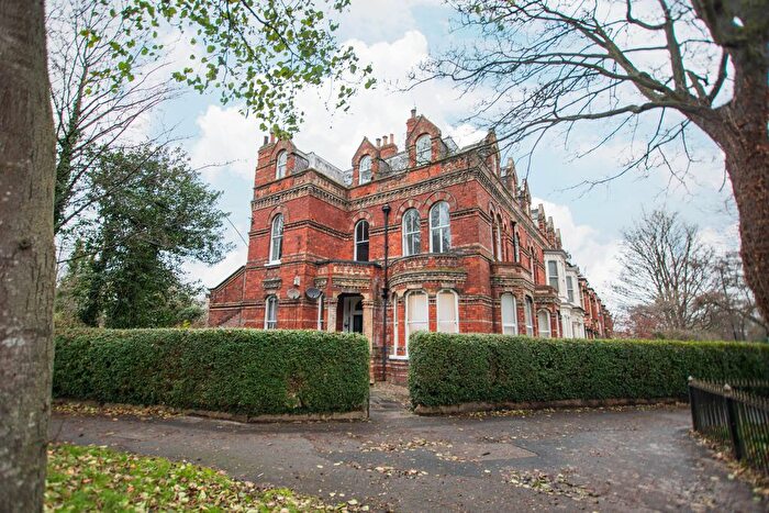 2 Bedroom Flat To Rent In Princes Avenue, Hull, HU5