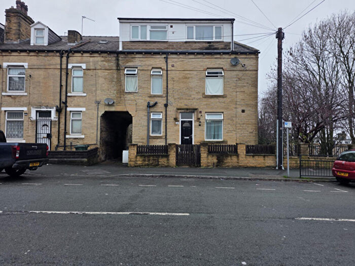 4 Bedroom Block Of Apartments For Sale In Dirkhill Road, BD7