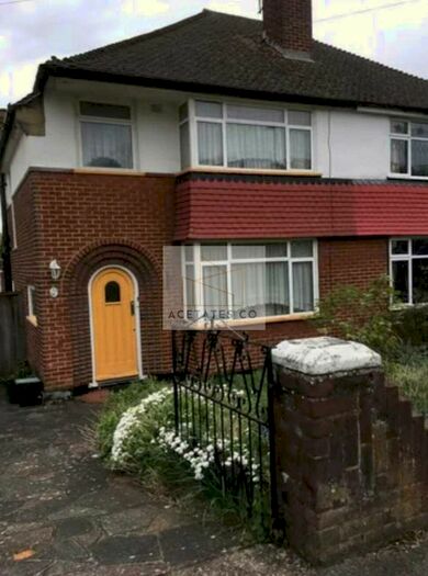 3 Bedroom Semi-Detached House To Rent In Cloonmore Avenue, Orpington, Kent, BR6