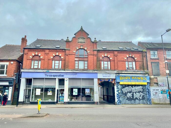 3 Bedroom Flat To Rent In High Street, Bloxwich, WS3