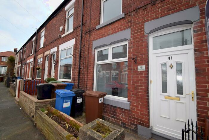 2 Bedroom House To Rent In Holly Street, Offerton, Stockport, SK1