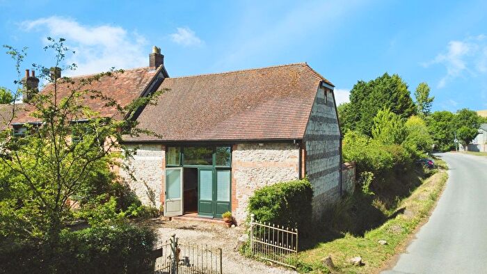 2 Bedroom Barn Conversion To Rent In Lottage Road, Aldbourne, SN8