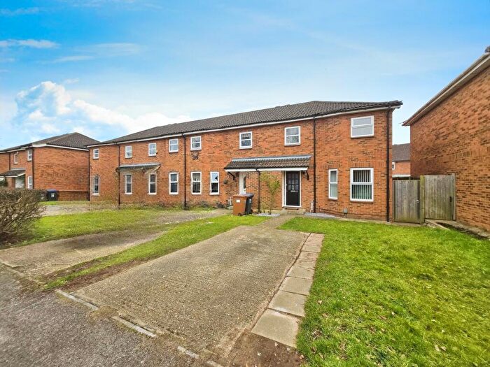 2 Bedroom End Of Terrace House To Rent In Bedwell Close, Welwyn Garden City, AL7