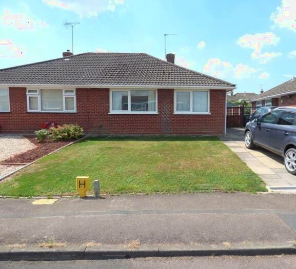 2 Bedroom Bungalow To Rent In Denham Close, Tuffley, GL4