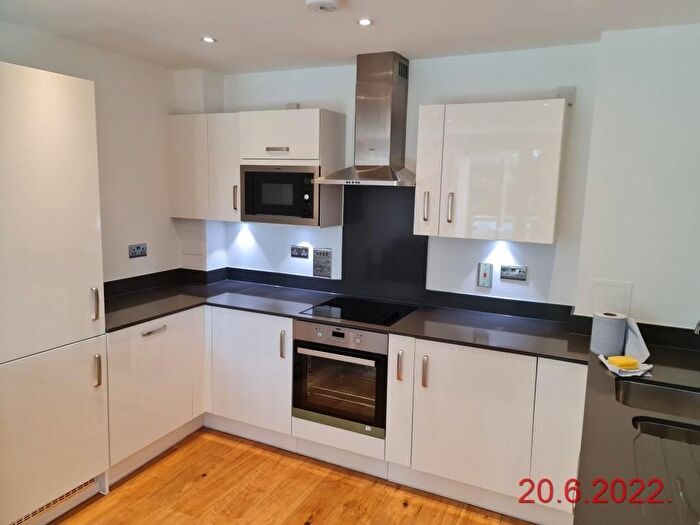 1 Bedroom Flat To Rent In The Peltons, Commerell Street, Maze Hill, London, SE10