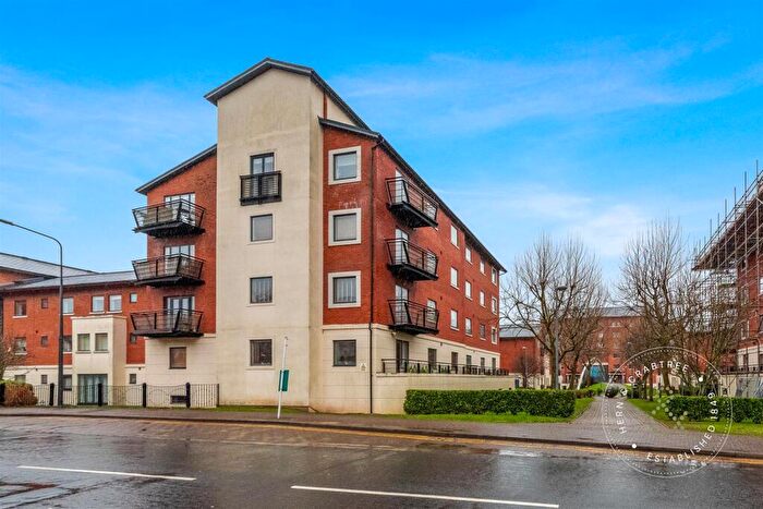 2 Bedroom Apartment For Sale In Henke Court, Cardiff, CF10
