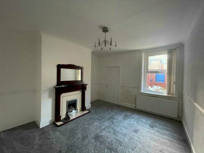 1 Bedroom Flat To Rent In Salisbury Street, Pelaw, NE10