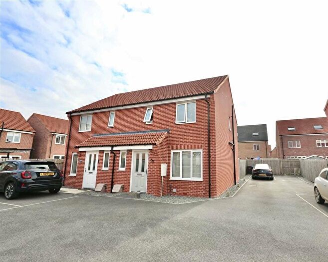 3 Bedroom Semi-Detached House For Sale In Bounty Drive, Kingswood, Hull, HU7
