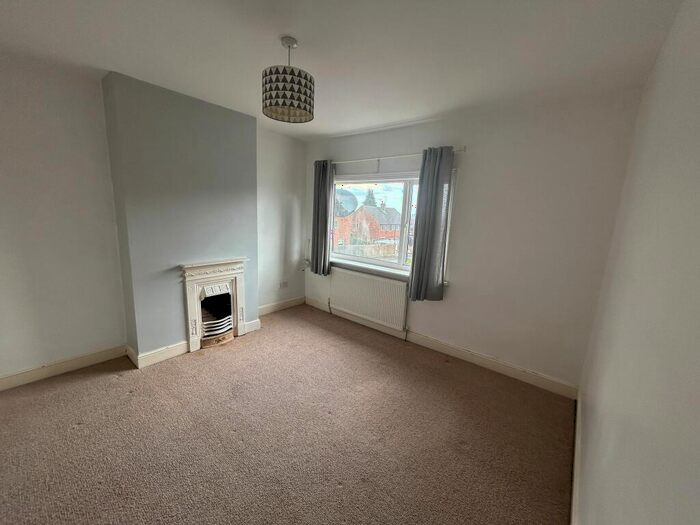 2 Bedroom Semi-Detached House To Rent In Aubrey Road, Quinton, B32