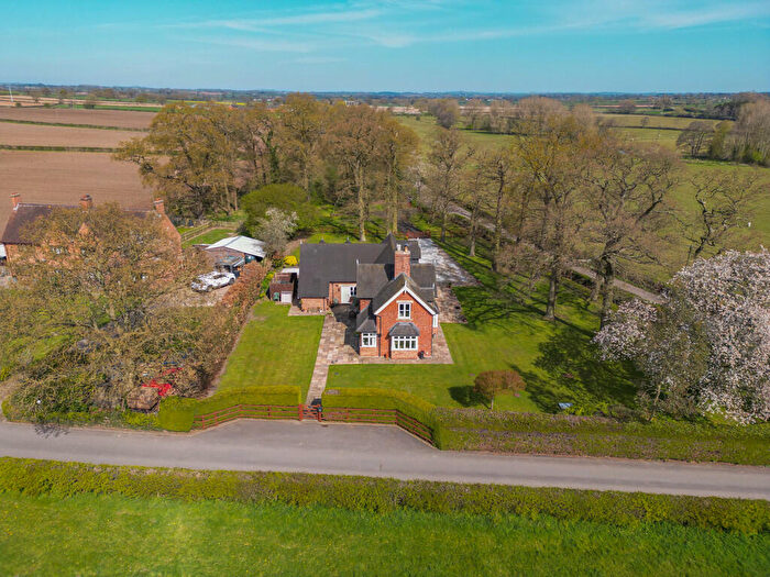 4 Bedroom Detached House For Sale In Lodge Hill, Church Broughton, DE65