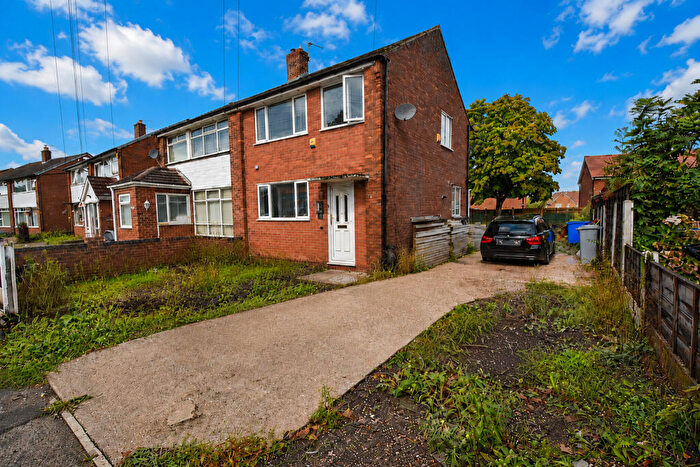 3 Bedroom Semi-Detached House For Sale In Lock Lane, Partington, M31