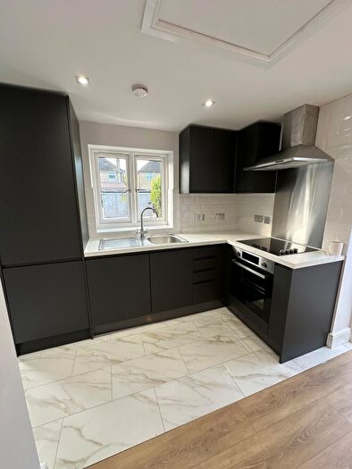 1 Bedroom Studio To Rent In London Road, Staines, TW18