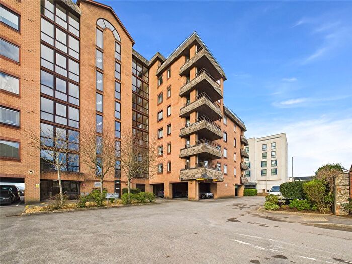 1 Bedroom Flat For Sale In Carlton Mansions North, Beach Road, Weston-Super-Mare, North Somerset, BS23