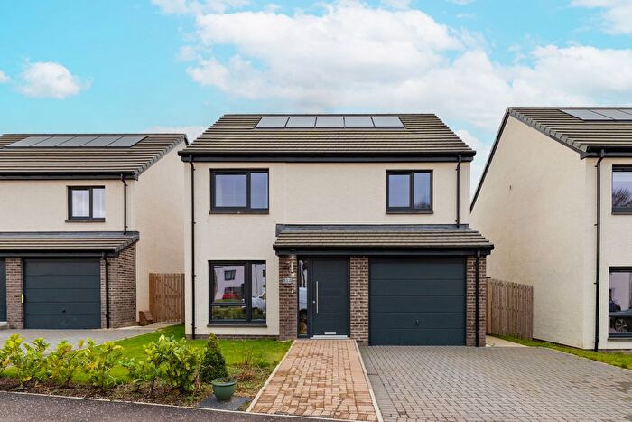4 Bedroom Detached House For Sale In Printers Place, Paisley, PA2