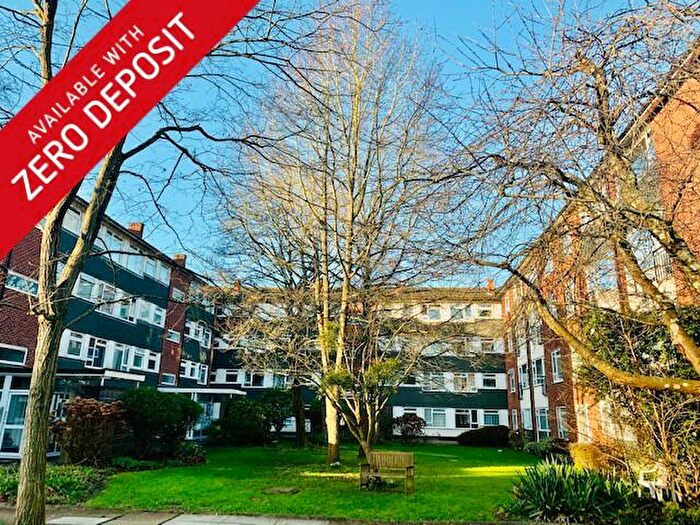 2 Bedroom Apartment To Rent In Hulse Road, Southampton, SO15