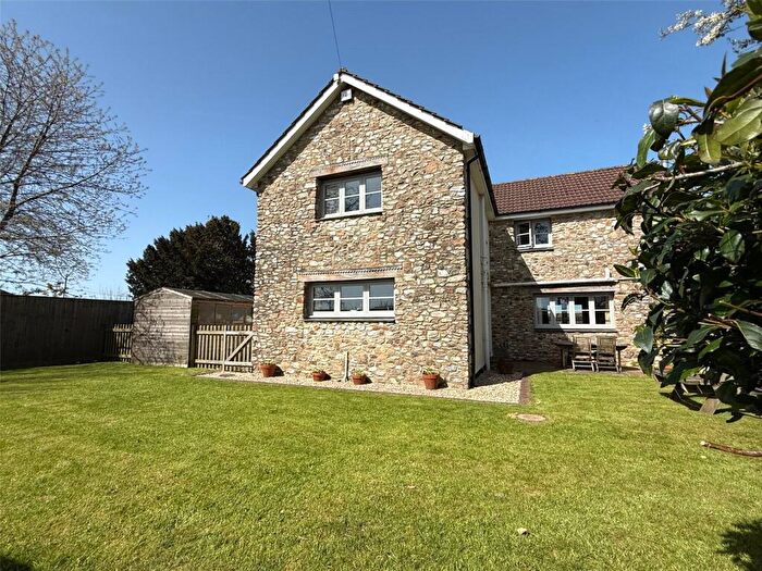 5 Bedroom Detached House For Sale In Smeatharpe, Honiton, EX14