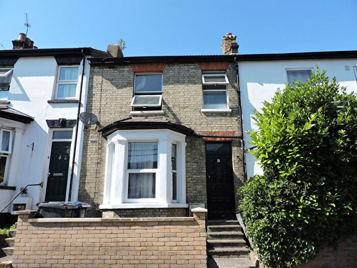 2 Bedroom Terraced House To Rent In Florence Street, Hendon, London, NW4