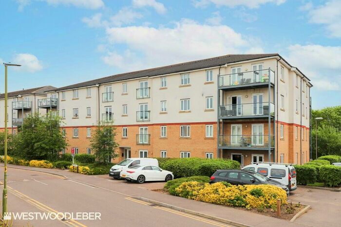 2 Bedroom Apartment To Rent In Sorbus Road, Broxbourne, EN10