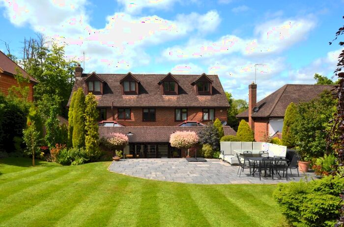7 Bedroom Detached House For Sale In Hollow Way Lane, Chesham Bois, Amersham, HP6