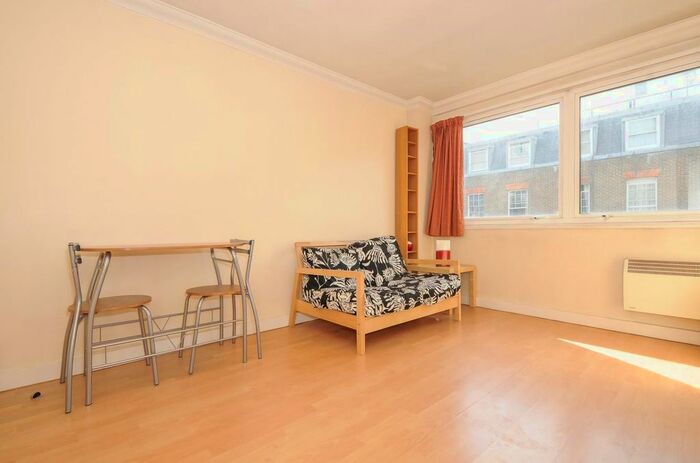1 Bedroom Flat To Rent In Fitzroy Street, Fitzrovia, London, W1T