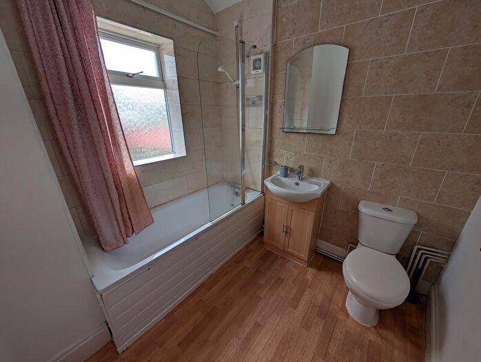 1 Bedroom Flat To Rent In High Street, Harborne, Birmingham, B17