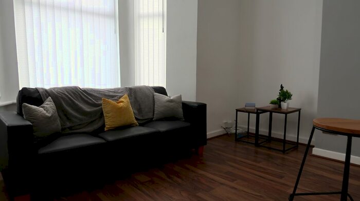 2 Bedroom Flat To Rent In Laurel Road, Liverpool, L7