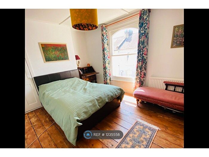 2 Bedroom Terraced House To Rent In Rochester Street, Brighton, BN2