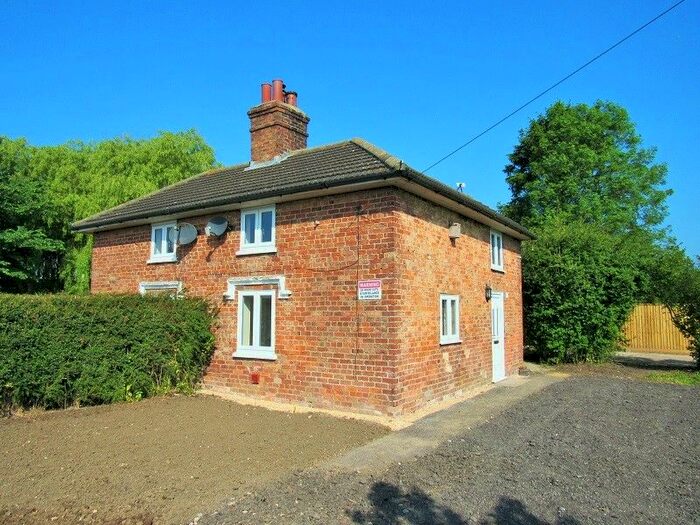 2 Bedroom Cottage To Rent In Castle Farm Cottages, Castle Carlton LN11