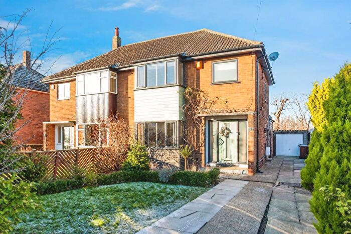 4 Bedroom Semi Detached House For Sale In Riverside Villas, Wakefield, WF2