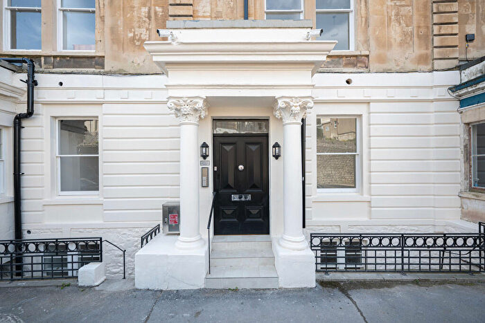 3 Bedroom Apartment To Rent In Claremont Crescent, Weston-super-Mare, BS23
