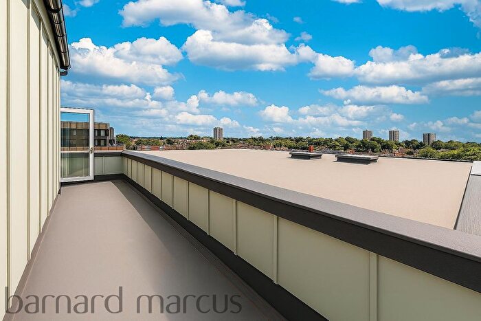 2 Bedroom Flat To Rent In High Street, Croydon, CR0