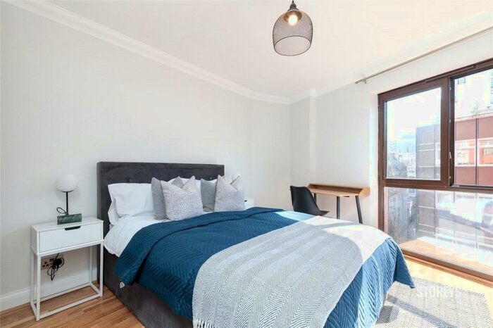 Apartment To Rent In Herbal Hill Gardens, Clerkenwell, London, EC1R