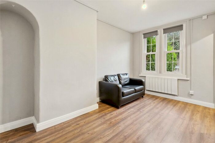 2 Bedroom Semi-Detached House To Rent In Blakenham Road, London, SW17