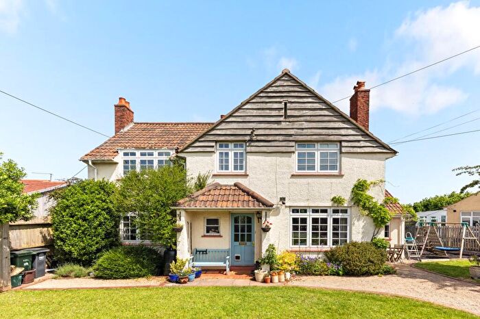 4 Bedroom Detached House For Sale In Hillyfields, Winscombe, BS25