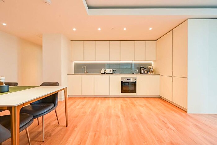 2 Bedroom Flat For Sale In Hampton Tower, Tower Hamlets, London, E14