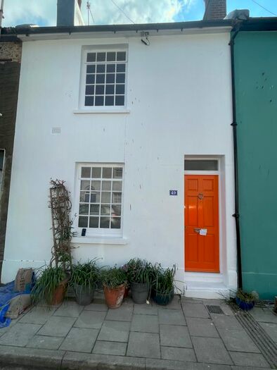 3 Bedroom Terraced House To Rent In Kemp Street, Brighton, BN1