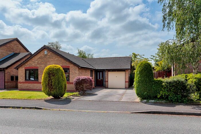 3 Bedroom Detached Bungalow For Sale In Mere Bank, Davenham, Northwich, CW9