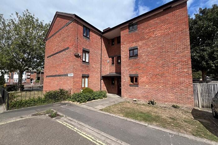 1 Bedroom Retirement Property For Sale In New Priory Gardens, Portchester, Fareham, Hampshire, PO16