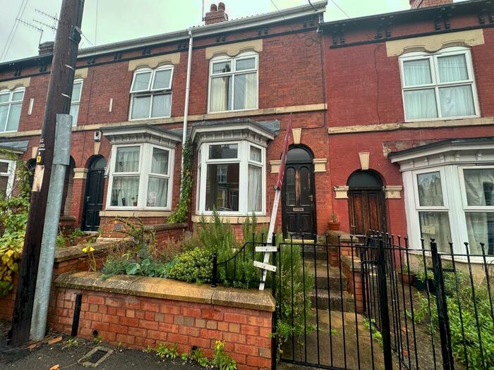 3 Bedroom Terraced House To Rent In Vincent Road, Sheffield, S7