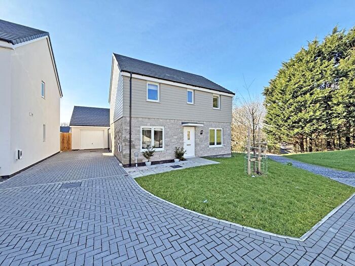 4 Bedroom Detached House For Sale In Foxglove Gardens, Derriford, Plymouth, PL6