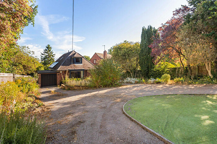 3 Bedroom Detached House For Sale In Reading Road, Harwell, OX11