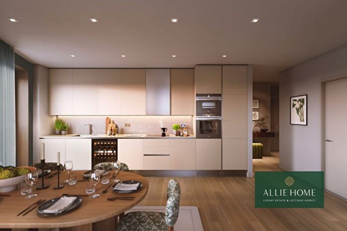 2 Bedroom Flat For Sale In Hyde Road, Shoreditch Parkside, N1