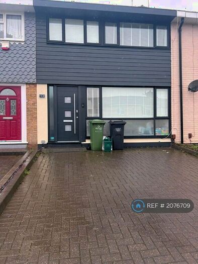 3 Bedroom Terraced House To Rent In Paslowes, Basildon, SS16