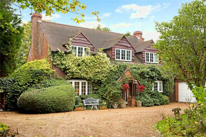 4 Bedroom Detached House For Sale In Stratford Road, Loxley, Warwick, Warwickshire CV35