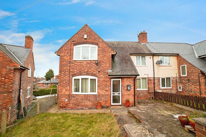 3 Bedroom Semi Detached House For Sale In Collin Green, Nottingham, NG5